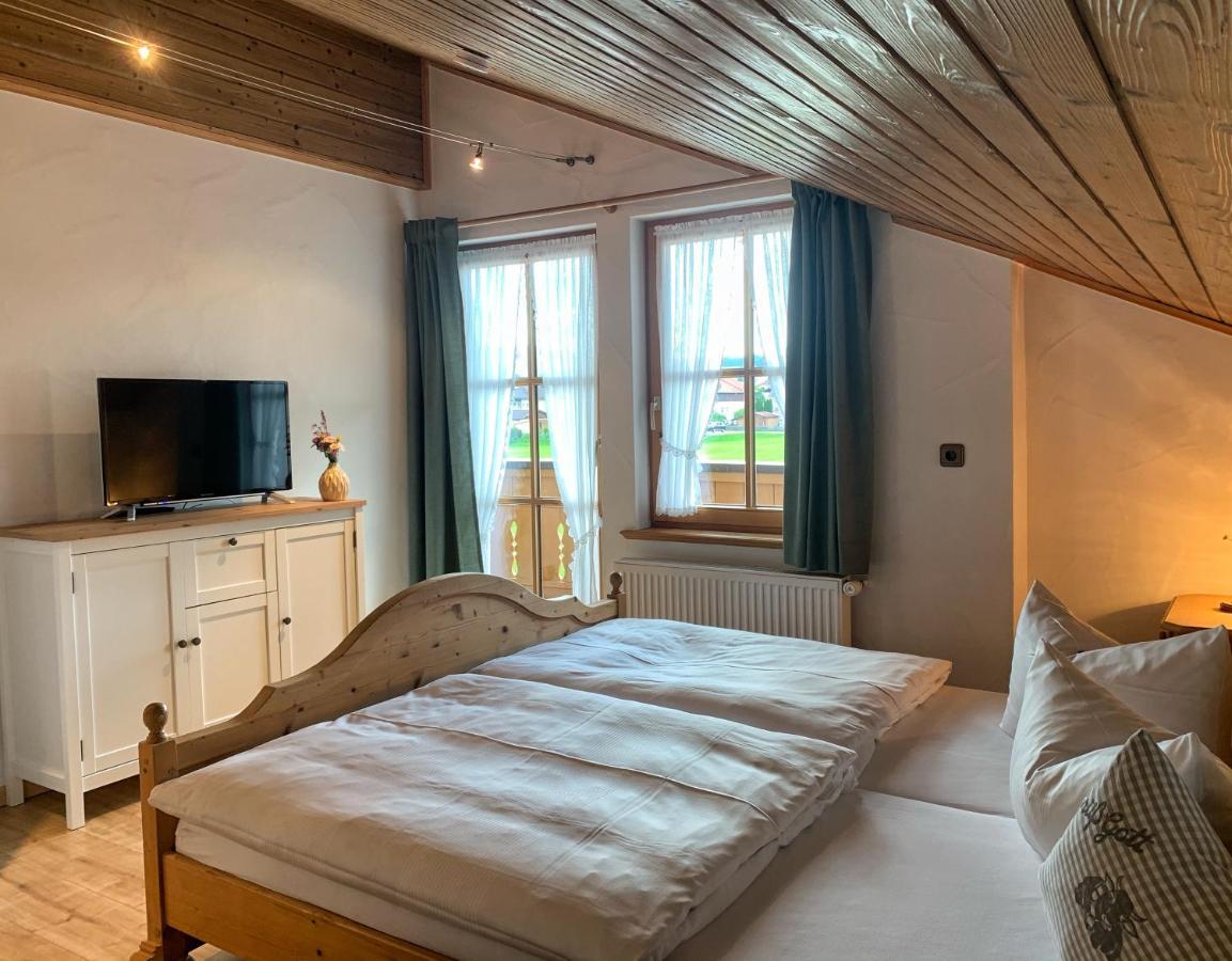 Gaestehaus "Zur Schmiede" Wertach Extérieur photo