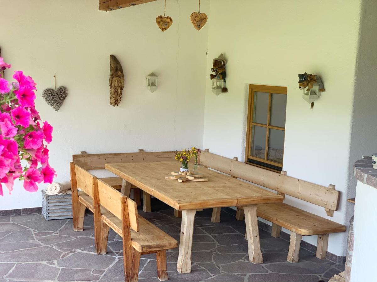 Gaestehaus "Zur Schmiede" Wertach Extérieur photo