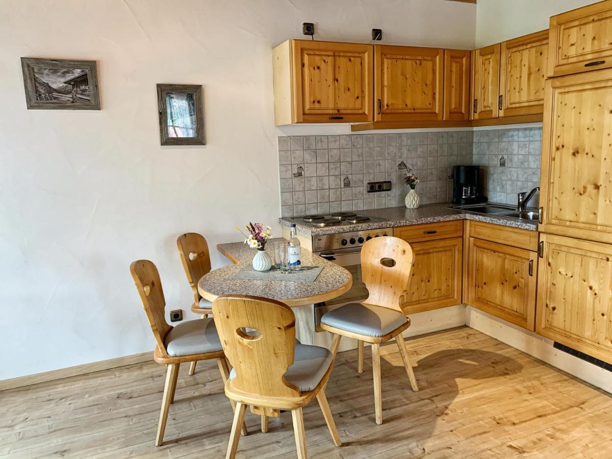 Gaestehaus "Zur Schmiede" Wertach Extérieur photo