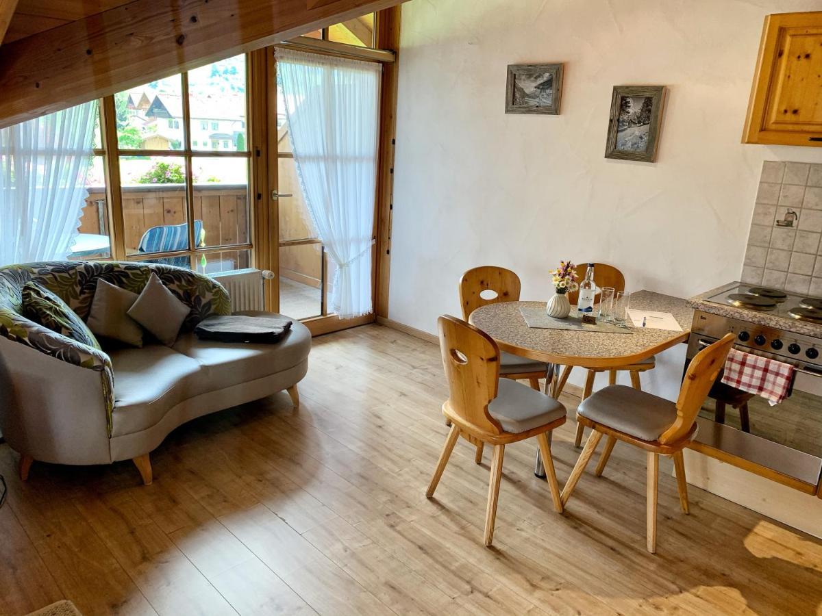Gaestehaus "Zur Schmiede" Wertach Extérieur photo